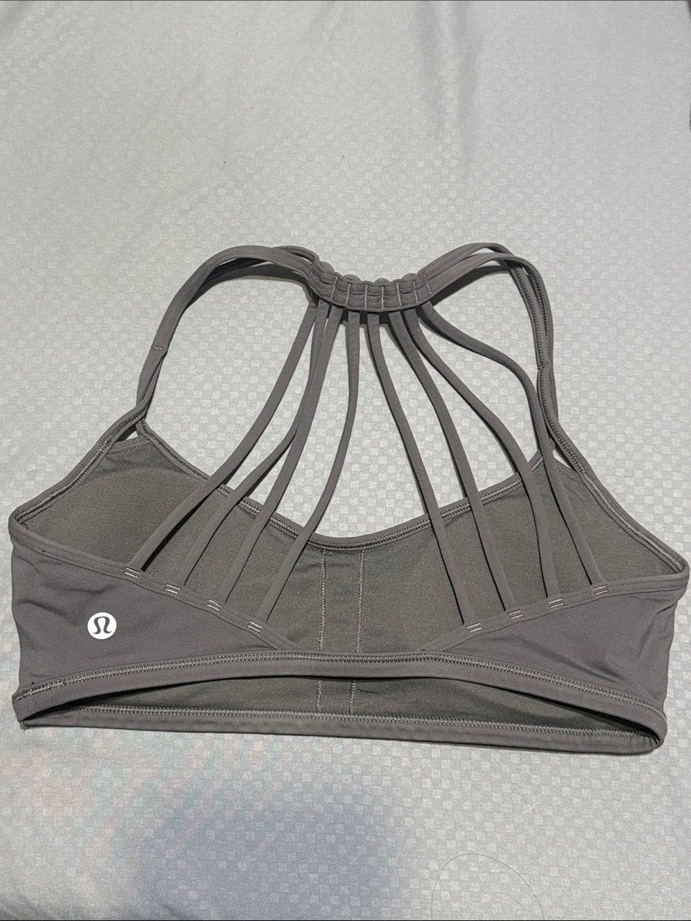 Lululemon Lighten Up Bra size 6 color Gray